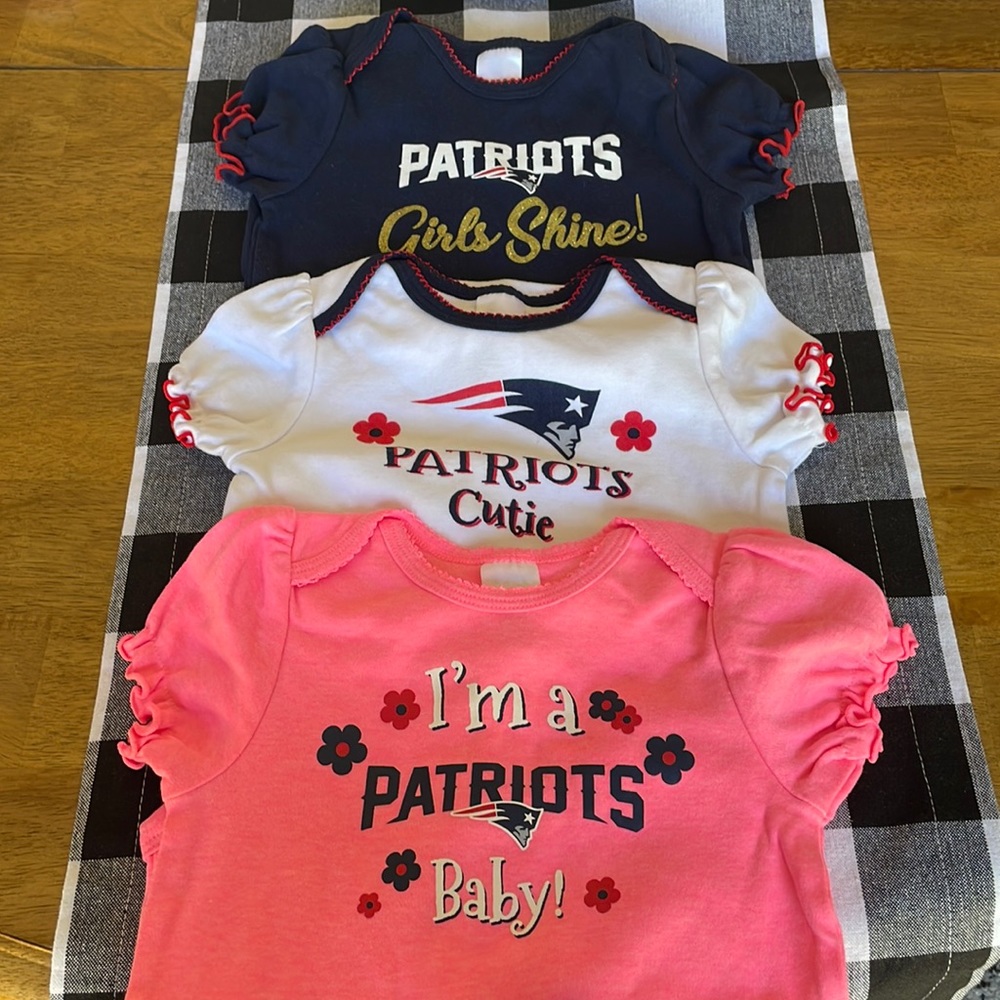 🏈 New England Patriots onesies 🏈